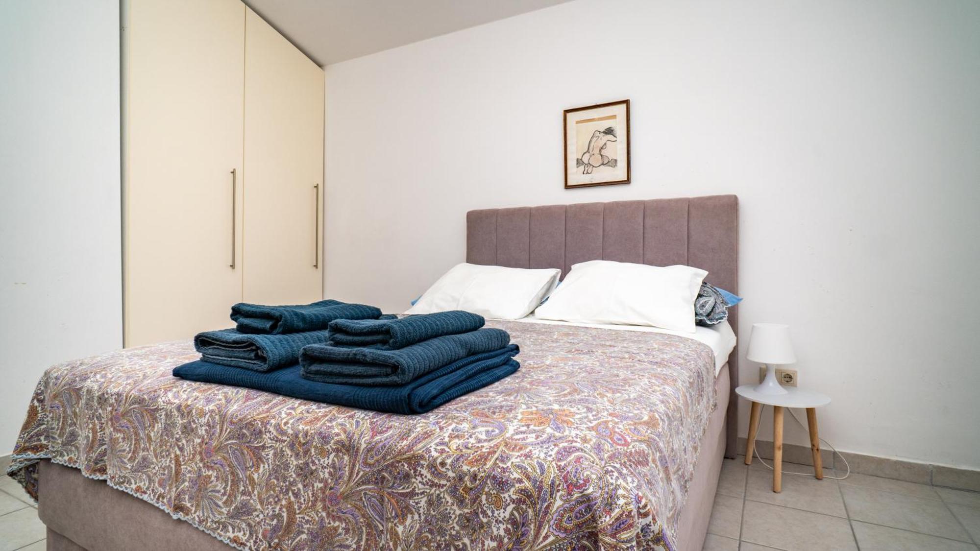 Apartments Gandalj Локва-Рогозница Экстерьер фото
